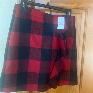 JCrew red and black plaid mini skirt, size 00 new with tags